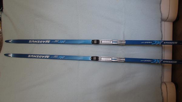 nov bky  Madshus XC s vznm Rottefella -dlka  195 cm